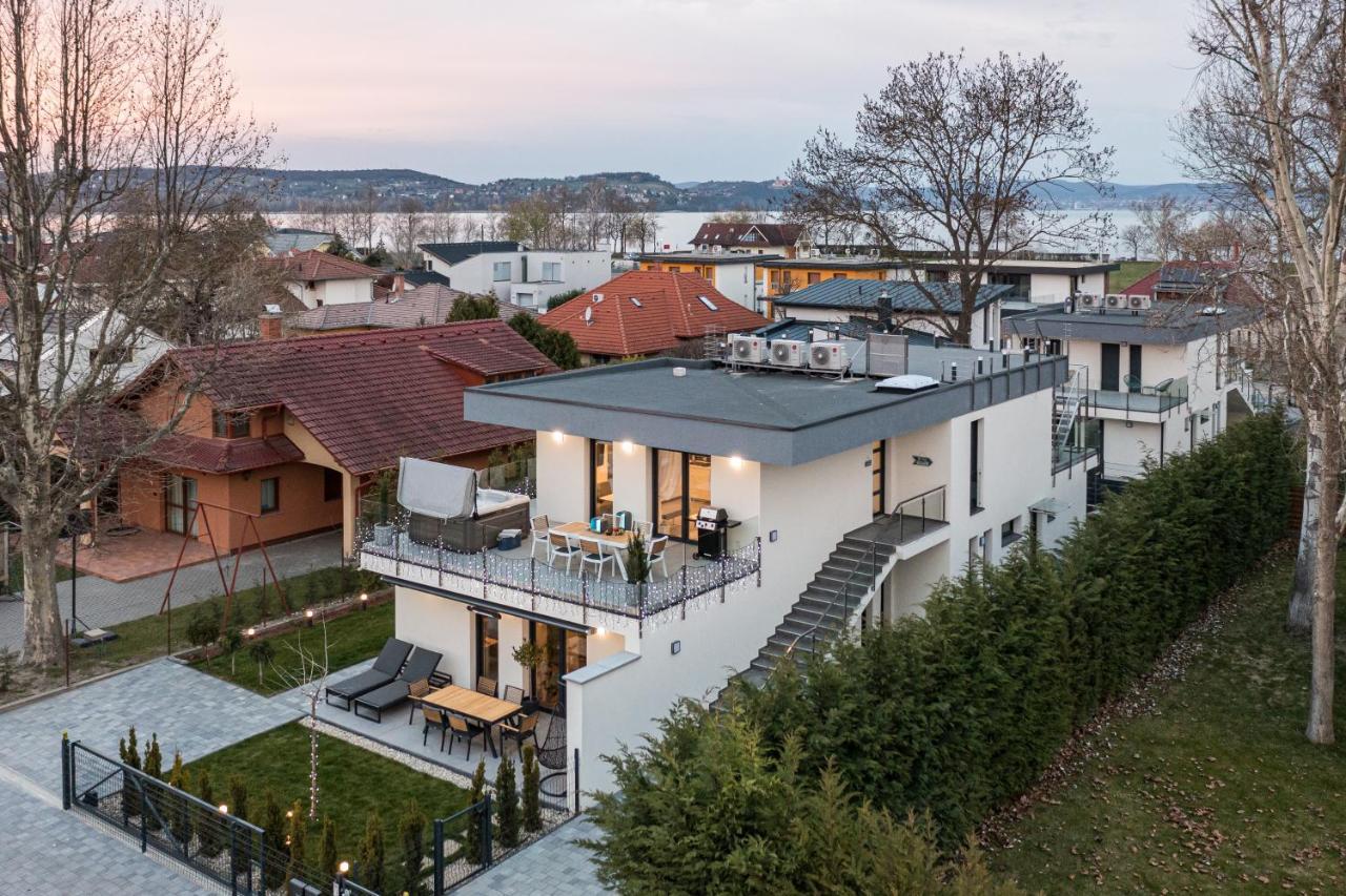 Ferienwohnung Balatonic Sky Zamárdi Exterior foto